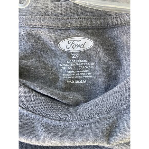 FORD Vehicle Gray BUILT FORD TOUGH Logo Crewneck Graphic Tshirt Tee 2XL NEW NWT - Picture 3 of 5